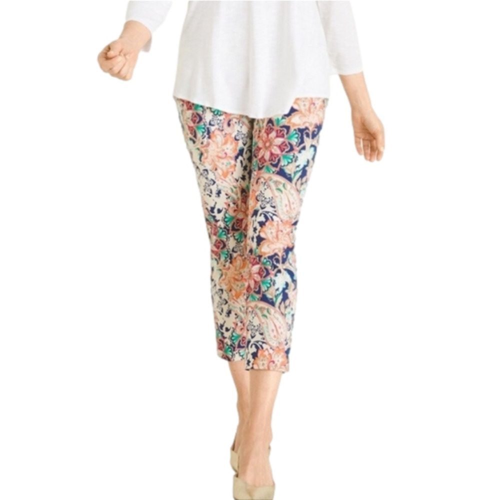 Chico's So Slimming Brigitte Floral Crops cropped pants size 0.5 US 6